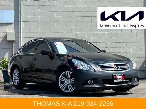 2015 INFINITI Q40 Base