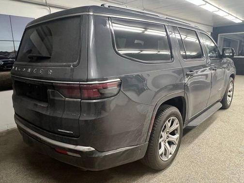 2022 Jeep Wagoneer Series II