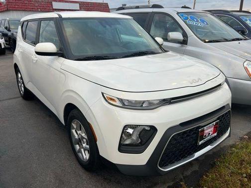 2022 Kia Soul LX