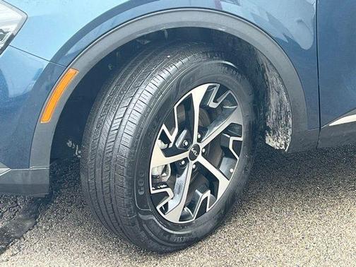 2025 Kia Sportage Hybrid EX