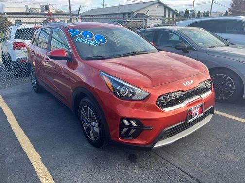 2022 Kia Niro LXS