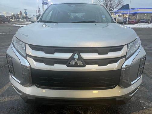 2024 Mitsubishi Outlander Sport 2.0 ES