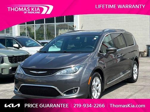 2020 Chrysler Pacifica Touring-L