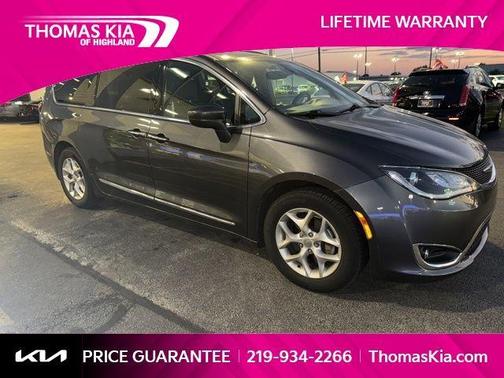 2020 Chrysler Pacifica Touring-L
