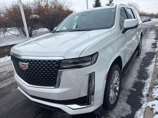 2022 Cadillac Escalade ESV Premium Luxury