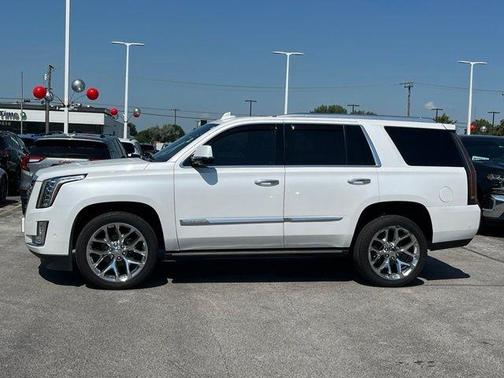 White 2018 Cadillac Escalade Platinum