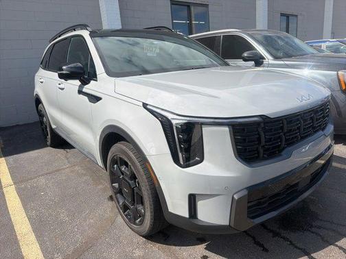 Wolf Gray 2024 Kia Sorento SX Prestige