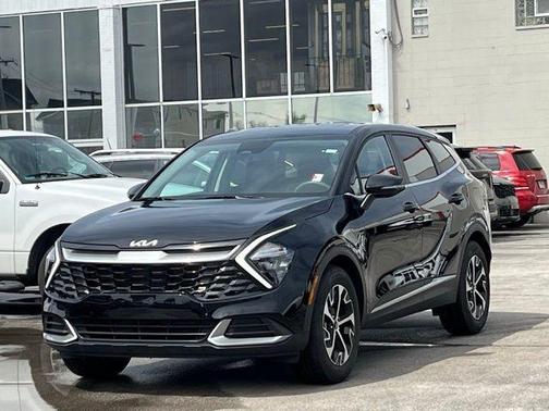 Ebony Black 2023 Kia Sportage EX