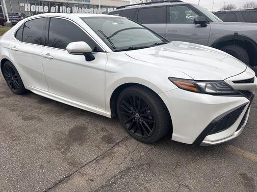 2023 Toyota Camry Hybrid XSE