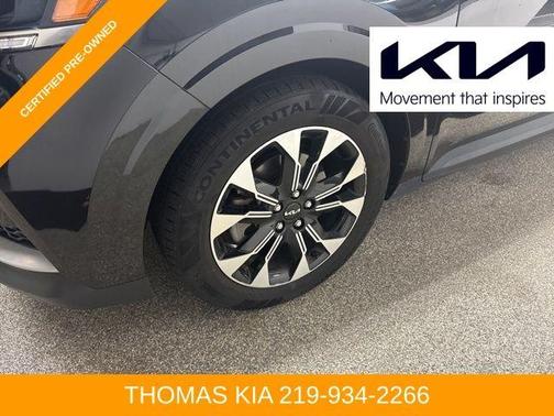 2024 Kia Carnival EX