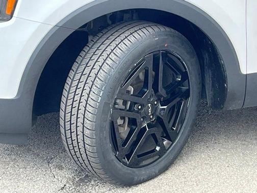 Glacial White Pearl 2024 Kia Telluride EX X-Line