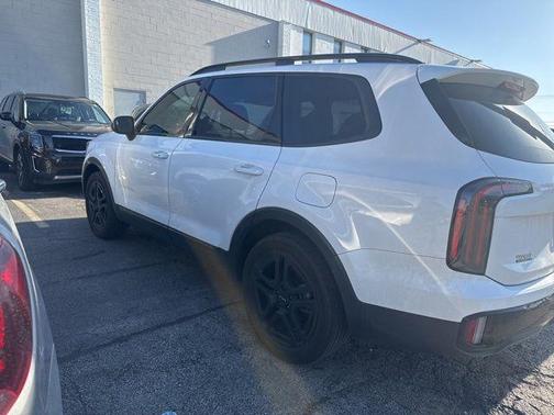 Glacial White Pearl 2024 Kia Telluride EX X-Line