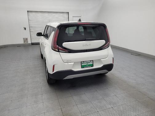 Snow White Pearl 2025 Kia Soul LX