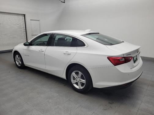 Summit White 2024 Chevrolet Malibu FWD 1LT