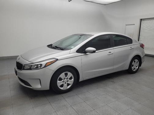 Silky Silver 2017 Kia Forte LX
