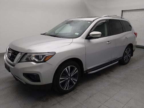 2019 Nissan Pathfinder Platinum