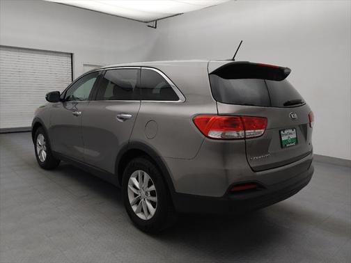 2017 Kia Sorento L