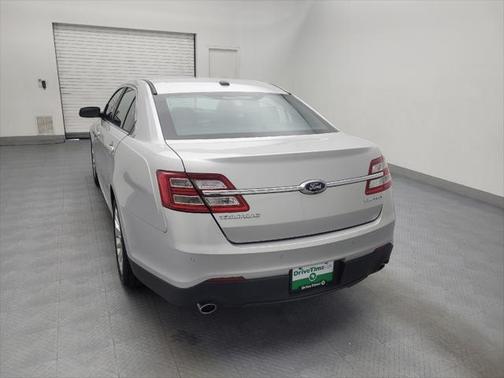 2018 Ford Taurus Limited