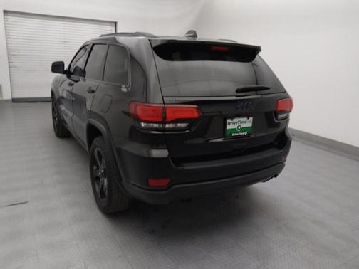2019 Jeep Grand Cherokee Upland
