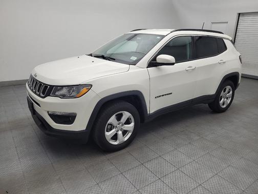 White 2019 Jeep Compass Latitude