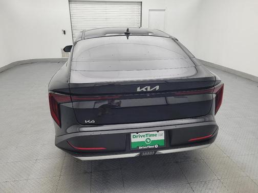 Aurora Black Pearl 2025 Kia K4 LX