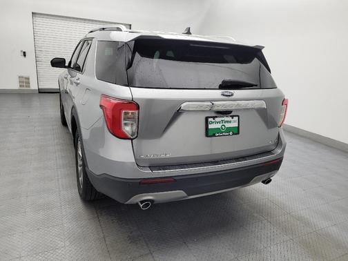 Iconic Silver Metallic 2021 Ford Explorer Limited