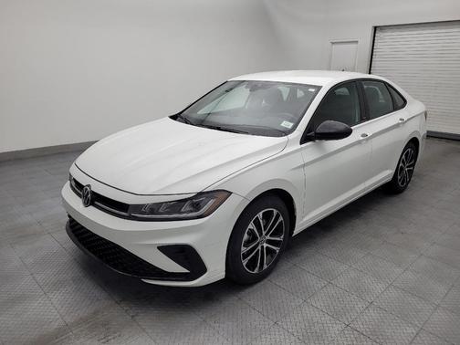 Pure White 2025 Volkswagen Jetta 1.5T Sport