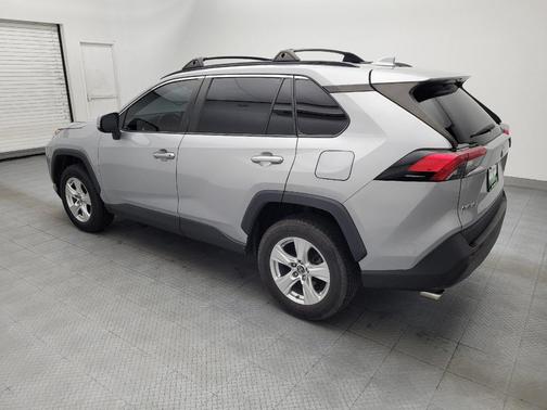 Silver Sky Metallic 2019 Toyota RAV4 XLE