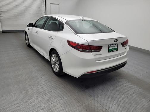Snow White Pearl 2018 Kia Optima S