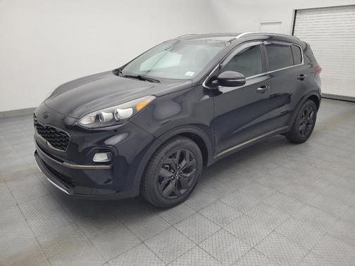 Black Cherry Pearl 2020 Kia Sportage S