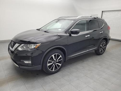 Magnetic Black Pearl 2019 Nissan Rogue SL
