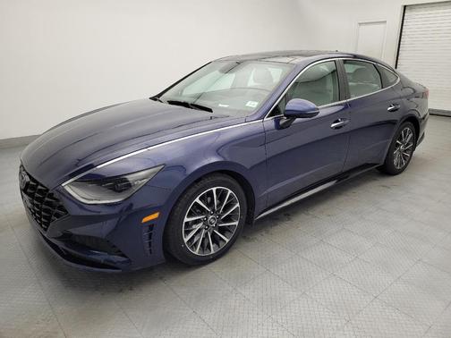 2022 Hyundai SONATA Limited