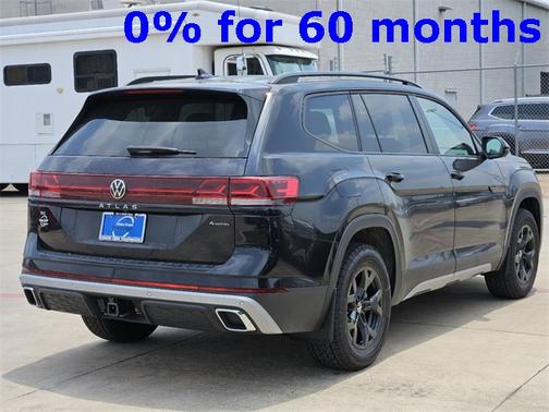 2024 Volkswagen Atlas 2.0T Peak Edition SE w/Technology