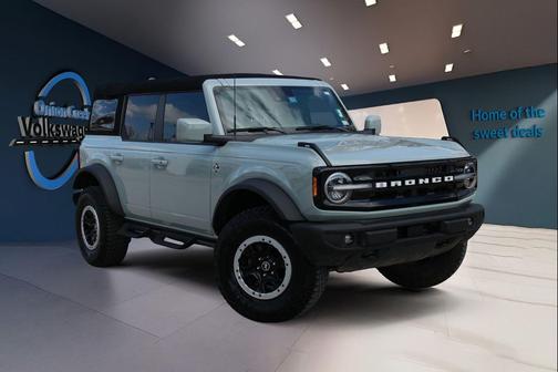 Cactus Gray 2023 Ford Bronco Outer Banks