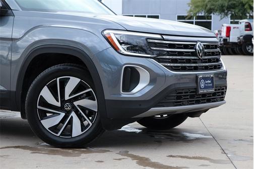 2025 Volkswagen Atlas 2.0T SE w/ Technology