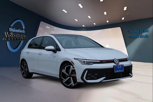 Opal White Pearl 2026 Volkswagen Golf GTI 2.0T SE DSG