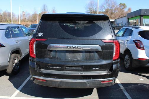 2021 GMC Yukon XL SLT