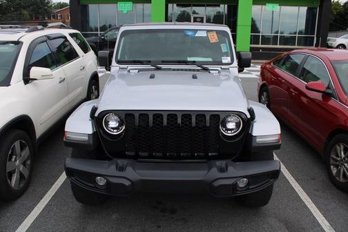 2023 Jeep Gladiator Willys 4x4