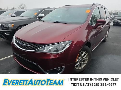 2020 Chrysler Pacifica Touring L