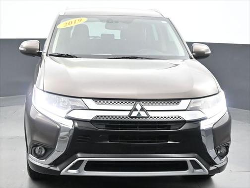 2019 Mitsubishi Outlander SE