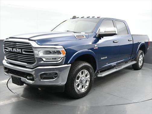 2020 RAM 2500 Laramie Crew Cab 4X4 6'4' Box