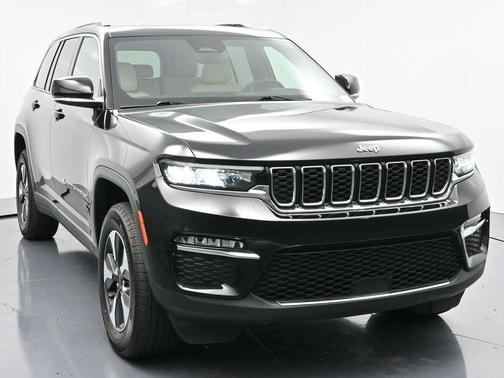 2022 Jeep Grand Cherokee 4xe Base