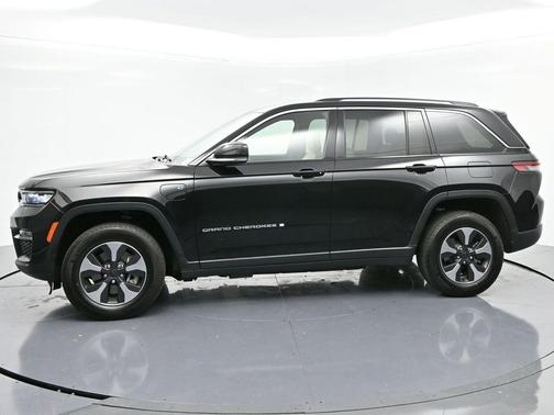 2022 Jeep Grand Cherokee 4xe Base