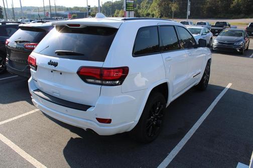 2017 Jeep Grand Cherokee Altitude