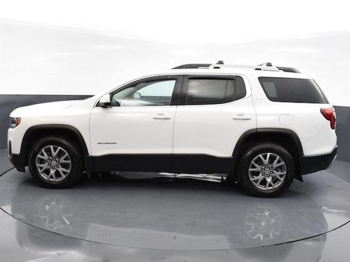 Photo 4 of 32 of 2020 GMC Acadia SLT
