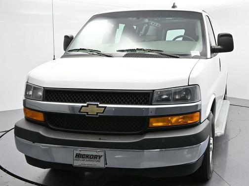 2022 Chevrolet Express 2500 RWD 2500 Regular Wheelbase WT