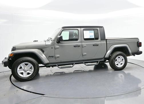 2022 Jeep Gladiator Sport S