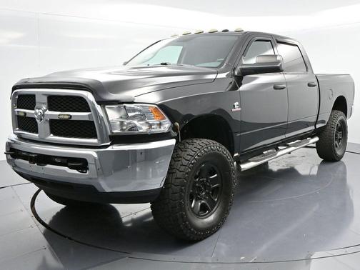 2018 RAM 2500 Tradesman Crew Cab 4x4 6'4' Box