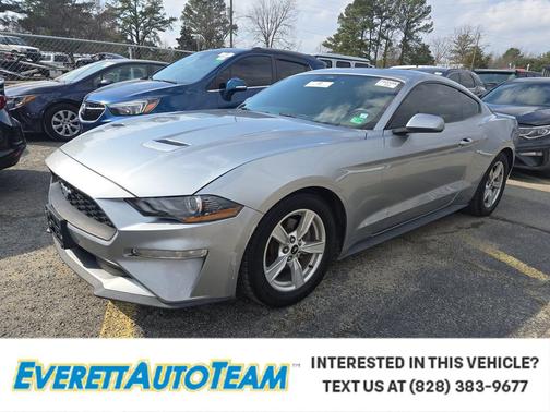 2021 Ford Mustang EcoBoost