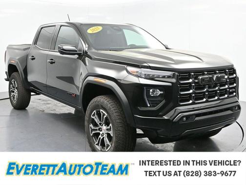 Onyx Black 2025 GMC Canyon AT4